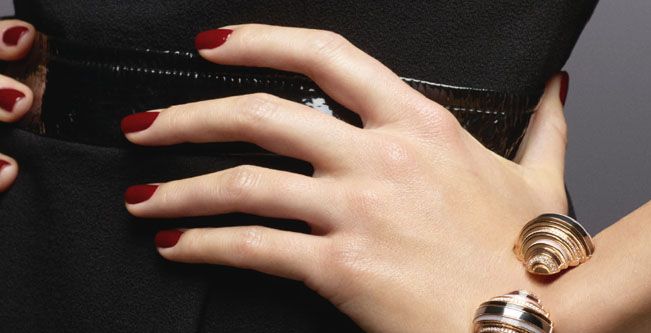 بالصور، إليك أجمل تصاميم مجوهرات مارتييه للمرأة الحرة