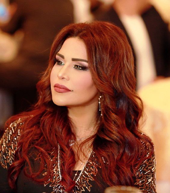 صور احلام بدون مكياج