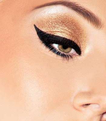 مكياج برونزي على الطريقة الفرنسية