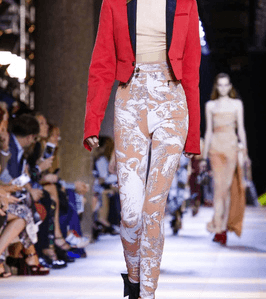 موضة السترة الرسمية من روبيرتو كافالي لصيف 2016