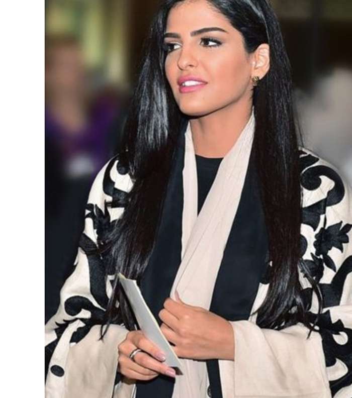 تسريحات شعر اميره الطويل
