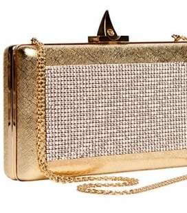 كلاتشات أنيقة من تصميم إيلي صعب لربيع 2013