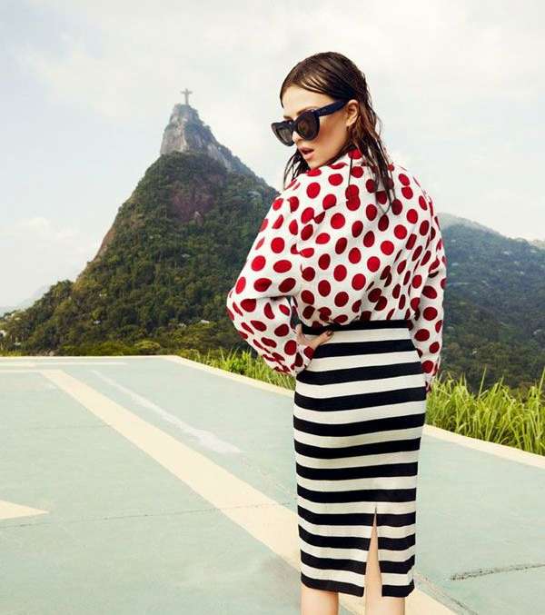 الاقمشة المنقطة التي تعكس موضة الـ polka dots من النقشات التي تجعل اطلالتك تبدو ثمينة