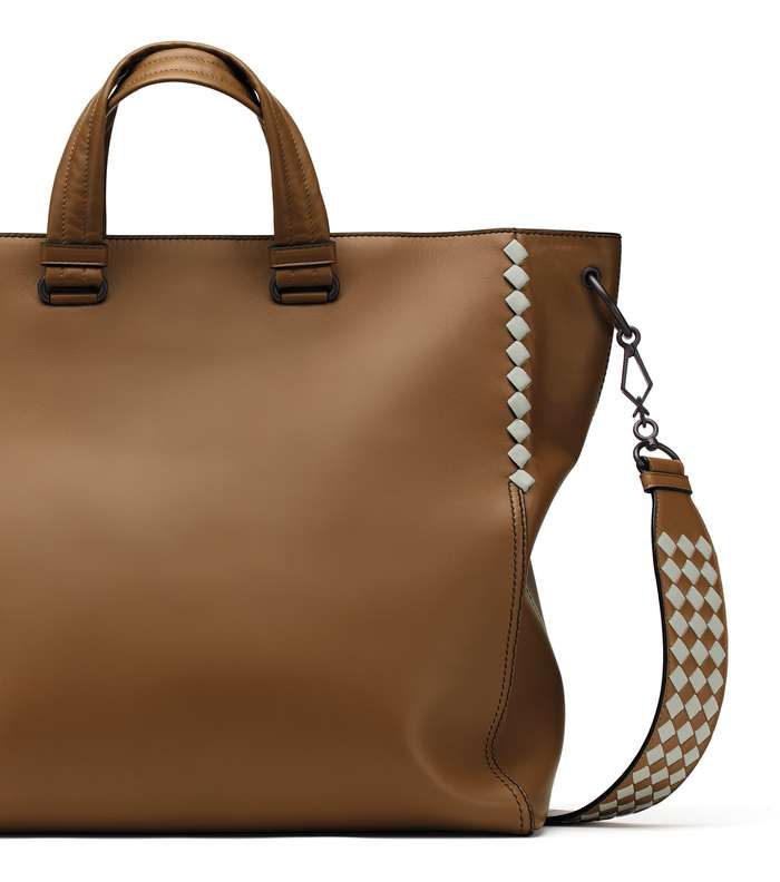 حقيبة مميزة من بوتيغا فينيتا لاطلالتك في شهر رمضان المبارك