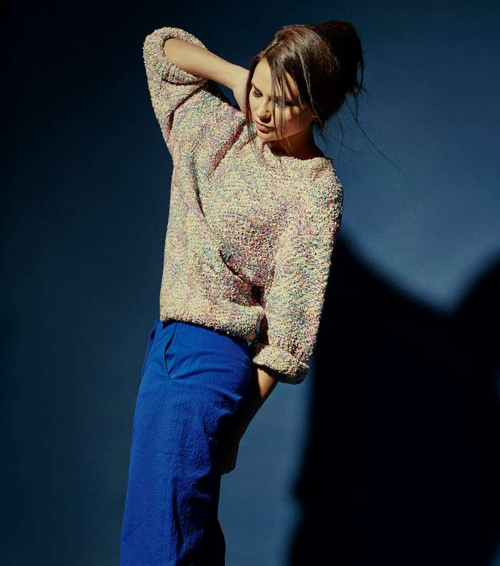 اختاري السراويل الملّونة من Hermes لصيف 2013 وارتدي الكنزات التويديّة الفضفاضة من Chanel