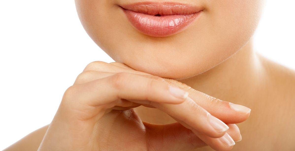 الخميرة لتكبير الشفاه بسرعة