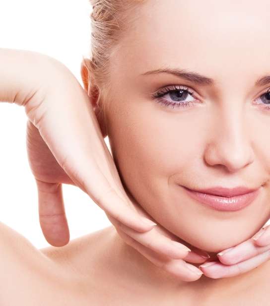 طرق الحفاظ على الوجه والخدود