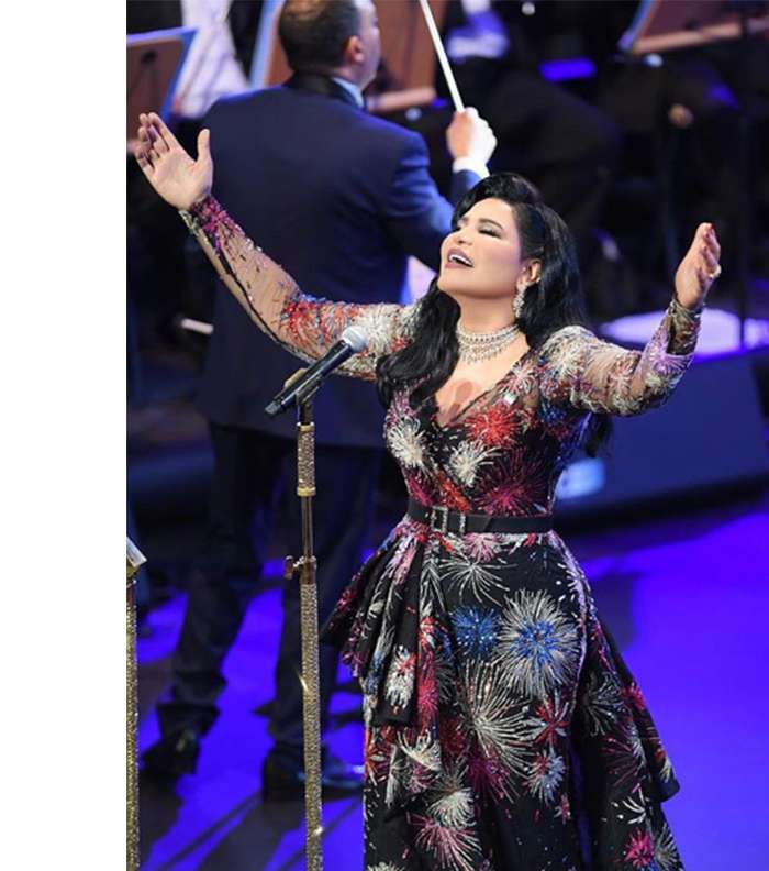 فساتين الفنانه احلام