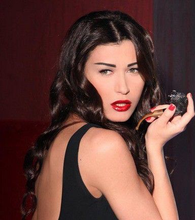 نادين الراسي