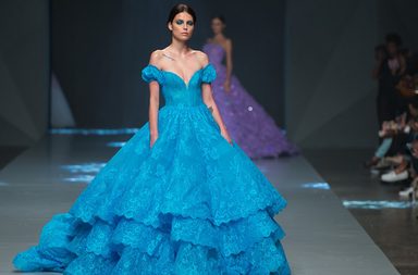 بالصور، إكتشفي تصاميم المصّممين من اليوم الأول من فاشن فوروورد