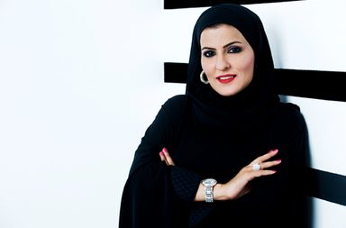 كل ما تريدين معرفته من أخبار ومعلومات وصور ووثائق عن المصممة زارينا يوسف وماركة Zareena 