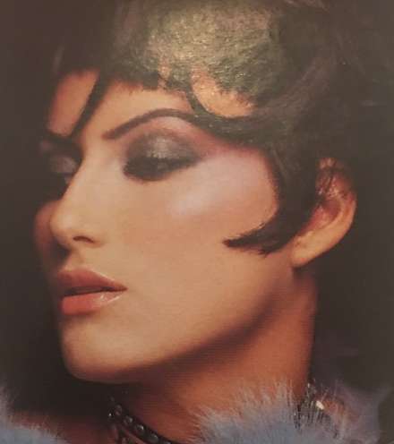 تعرفي على صور قديمة بحواجب رفيعة