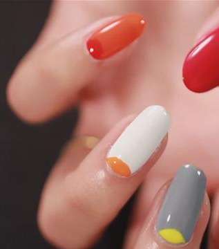 طلاء الأظافر