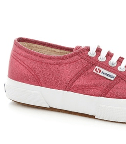 من صيحات الموضة لصيف 2014، أحذية Superga الرياضيّة