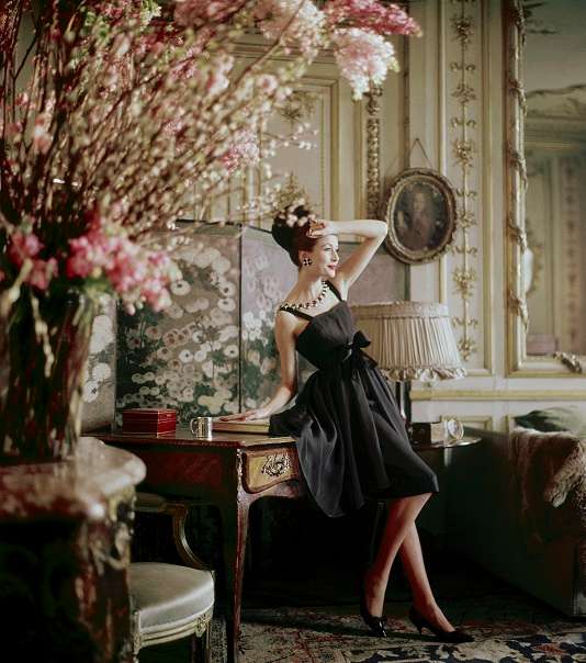 فستان Romance من مجموعة ربيع وصيف 1960