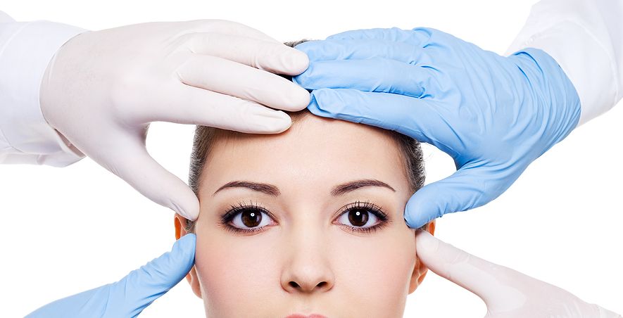 5 عمليات تجميل غريبة ورائجة للوجه والجسم