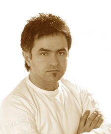 طوني مندلق