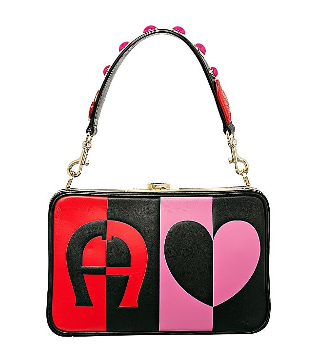 صور احدث موديلات شنط اقنر