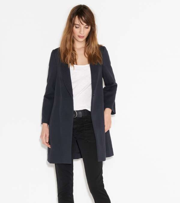 السترة الرسمية مع السروال الرسمي من ابرز تصاميم Ba&sh