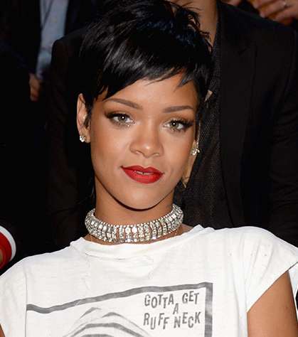 الغرّة القصيرة مع البيكسي مع ريهانا