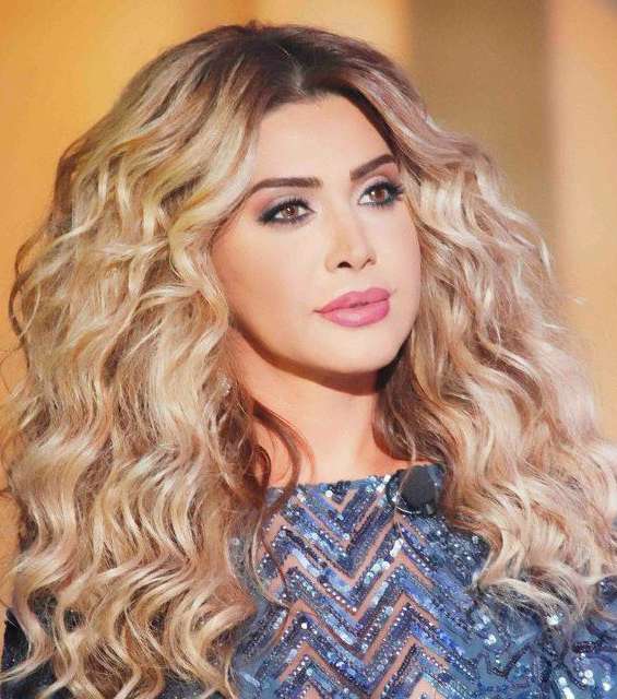ماكياج مميّز خلال لقائها الرمضاني العام الفائت