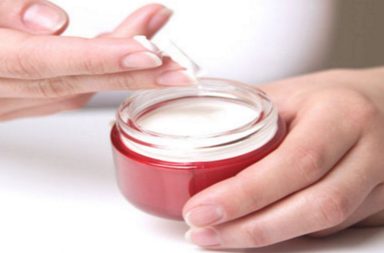 افضل كريم طبي مرطب ومفتح للوجه