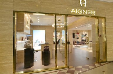 تعرفي بالصور، على متاجر علامة Aigner الجديدة في الرياض وجدة