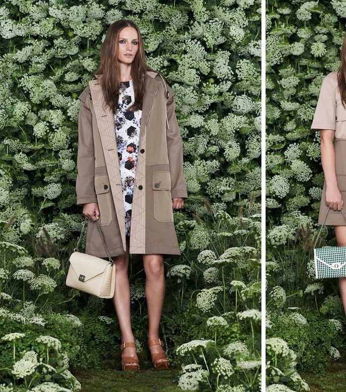 تصاميم مميزة من توقيع Mulberry لصيف 2015
