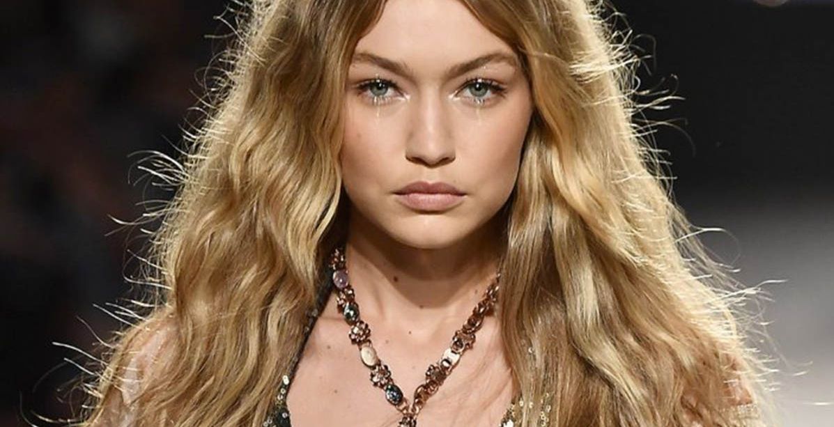 رغم شكلها الأوروبي...جيجي حديد تتبع أسرار جمال عربية لا تعرفينها