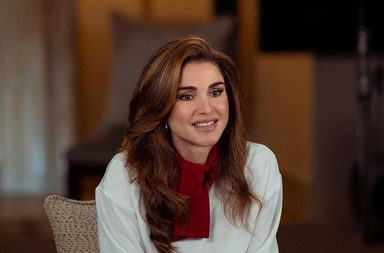 ميزات جمالية لاميرات وملكات عربيات تجعلهن حديث العالم