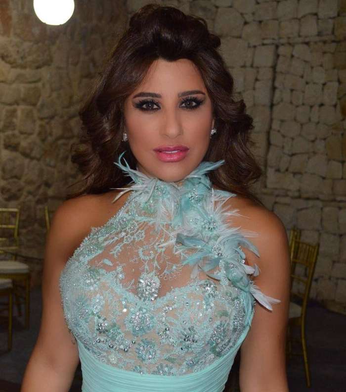 نجوى بتسريحة مميّزة