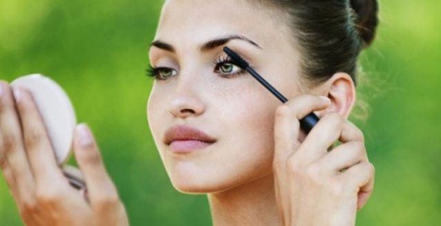 4 أخطاء ماكياج بحق الماسكارا 