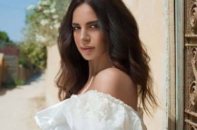 أمال ماهر تصدم جمهورها بخبر إعتزالها وفسخ خطوبتها
