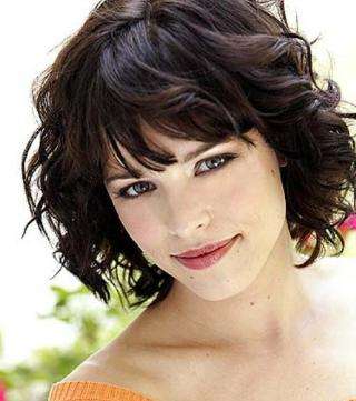 الغرّة القصيرة رافقتها منذ البدايات حتّى اليوم