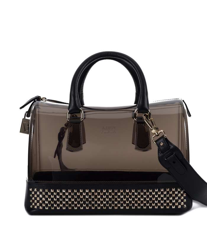 إختاري حقائب فورلا الشفافة