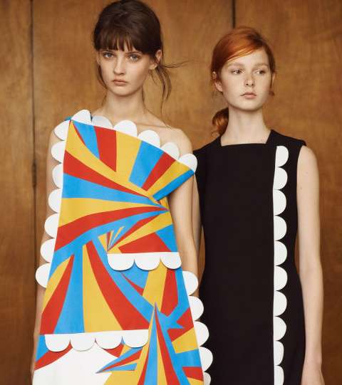فساتين قصيرة مميزة من مجموعة فيكتوريا بيكهام Resort 2016