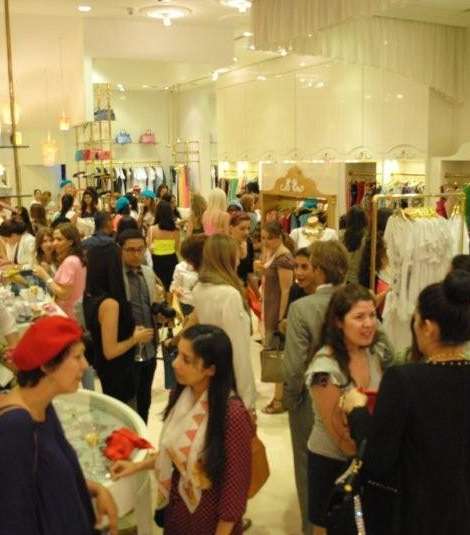 إفتتاح هاربر بازار