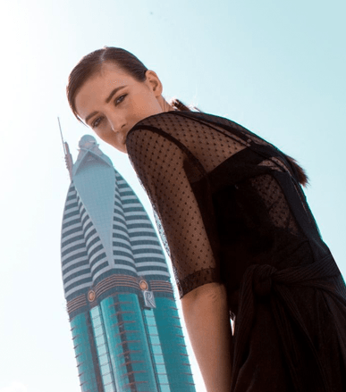 جلسة تصويرية لعلامة DKNY في دبي