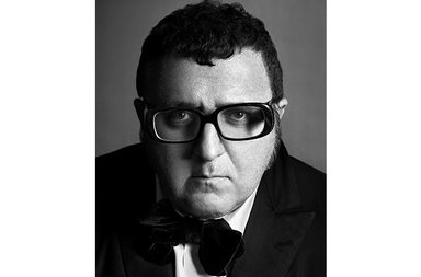 إكتشفي تفاصيل عرض مدير الابداع الفني في Lanvin، ألبير إلباز