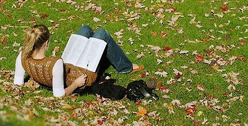 قراءة الكتب علاج نفسي