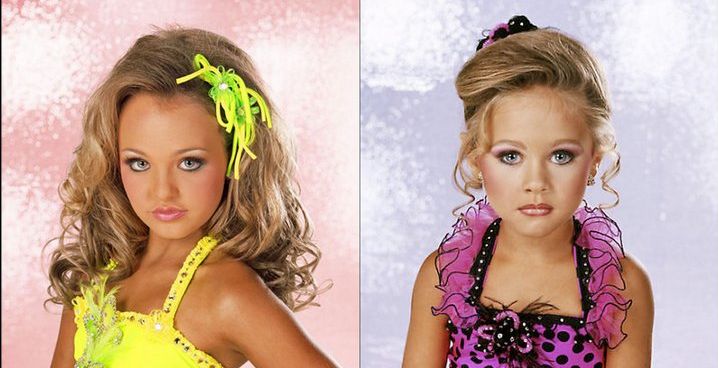 صور فتيات في مسابقات الجمال للأطفال