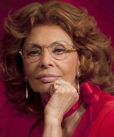 الممثلة الايطالية صوفيا لورين