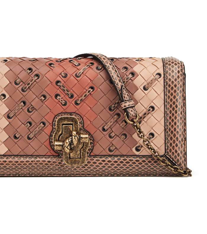 حقائب بوتيغا فينيتا الرائعة لاطلالة مميزة في شهر رمضان