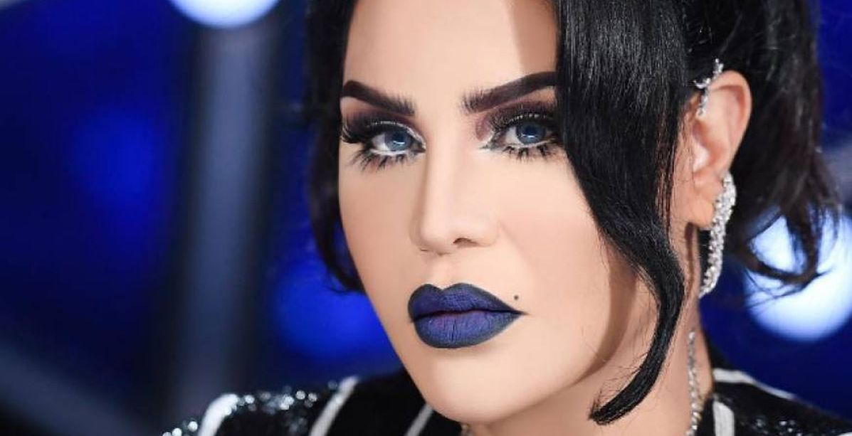 أحلام بالحجاب والعباءة في العمرة... وهذا ما فعلته لاخفاء تعب وجهها الخالي من المكياج!