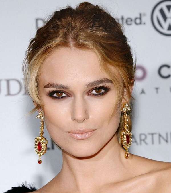 تألّق بالإطلالة الأنيقة والمركّزة