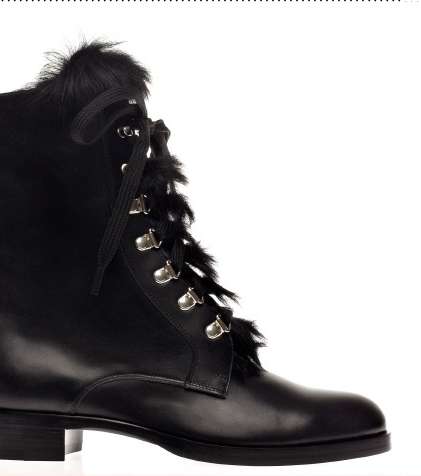 الفرو يدخل الأحذية في شتاء 2012