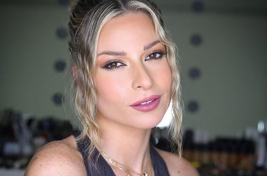الصحافي الذي أجرى مقابلة باميلا الكيك يفضحها!