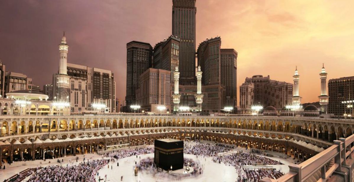 هل سيستمر تعليق الحج والعمرة والزيارة ؟