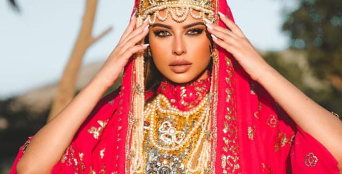 نجمات السوشال ميديا يستعرضن إطلالات تراثية خلابة بمناسبة تأسيس المملكة 