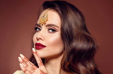 طرق ابراز عظمة الوجنتين بالمكياج